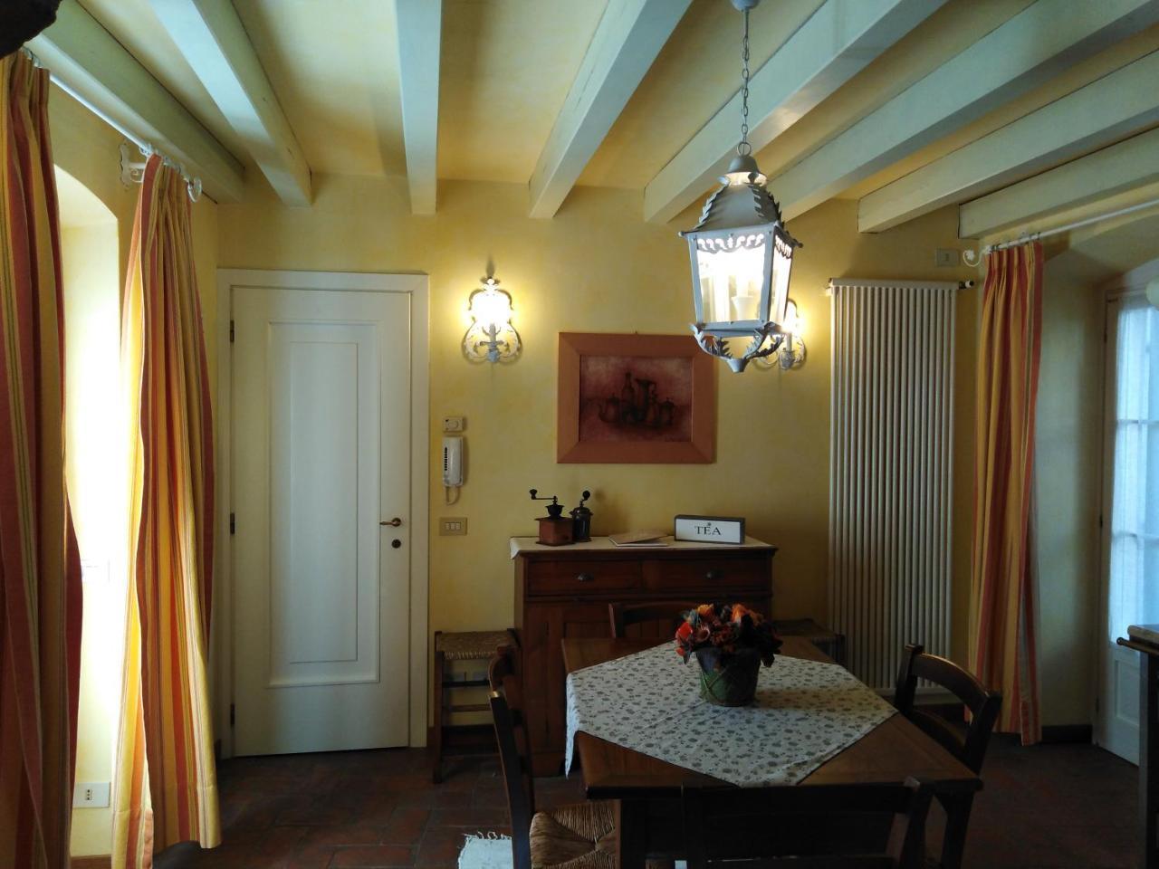 カプリーノ・ヴェロネーゼCasa Del Capitelloアパートメント エクステリア 写真
